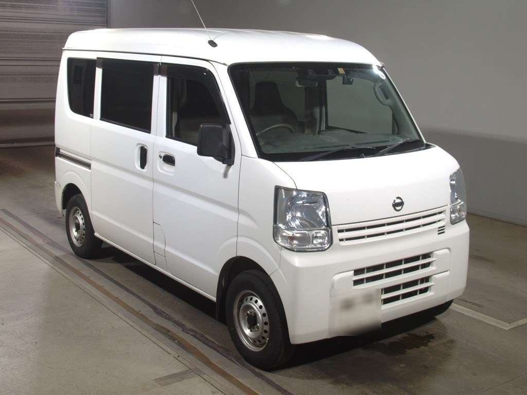 2020 Nissan NV100 Clipper DR17V[2]