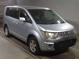 2008 Mitsubishi Delica D5