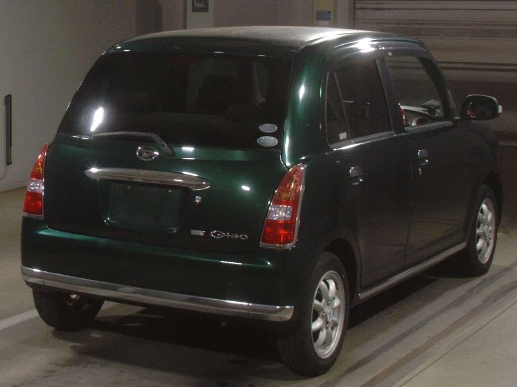 2005 Daihatsu Miragino L650S[1]