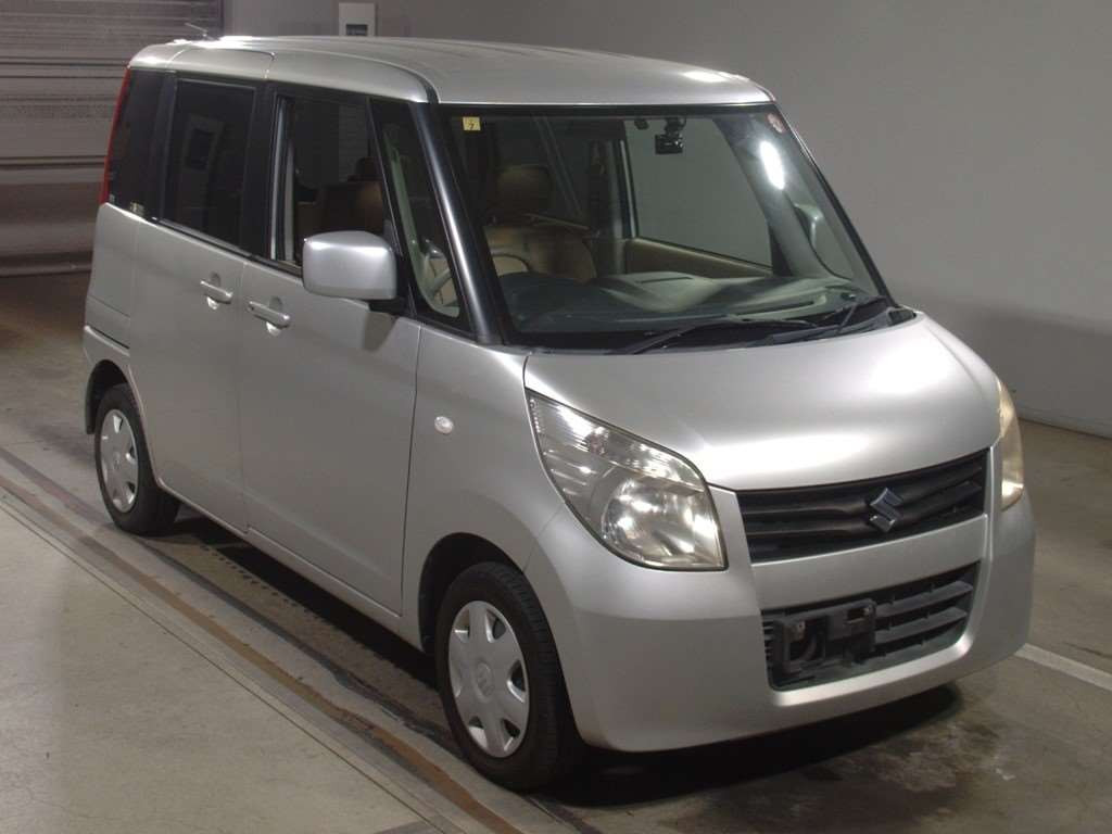 2010 Suzuki Palette MK21S[2]