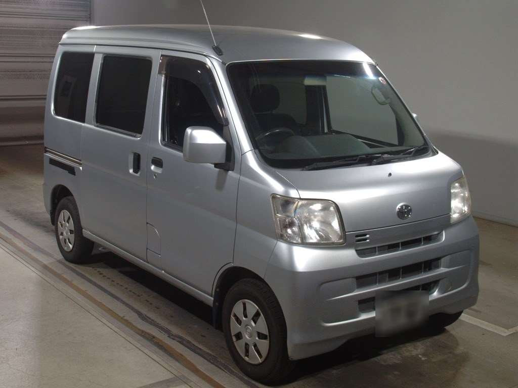 2016 Toyota Pixis Van S321M[2]