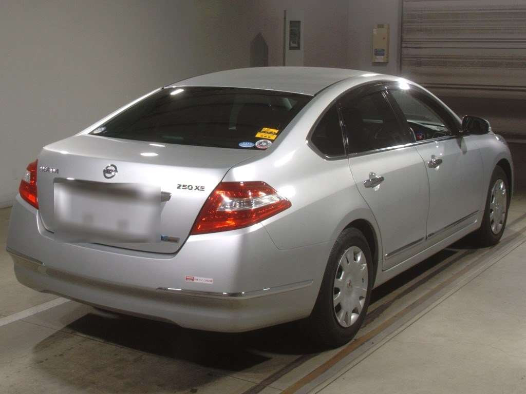 2011 Nissan Teana J32[1]