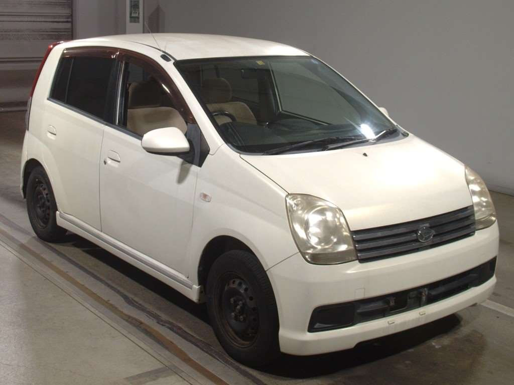 2005 Daihatsu Mira L250S[2]