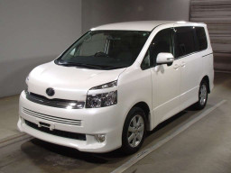 2008 Toyota Voxy