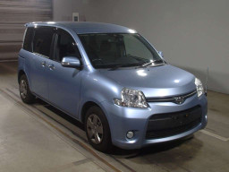 2011 Toyota Sienta