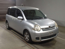 2010 Toyota Sienta