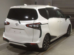 2015 Toyota Sienta