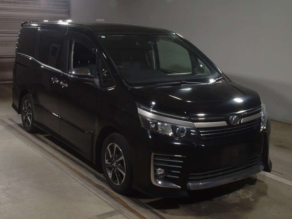 2016 Toyota Voxy ZRR80W[2]