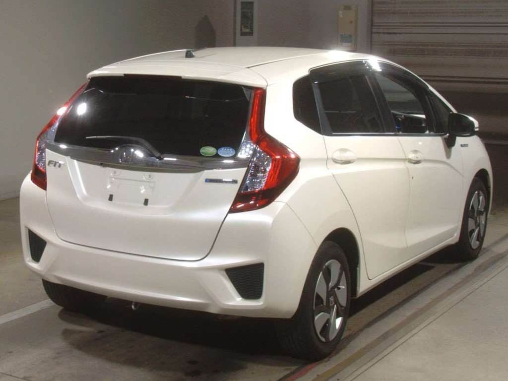 2014 Honda Fit Hybrid GP5[1]