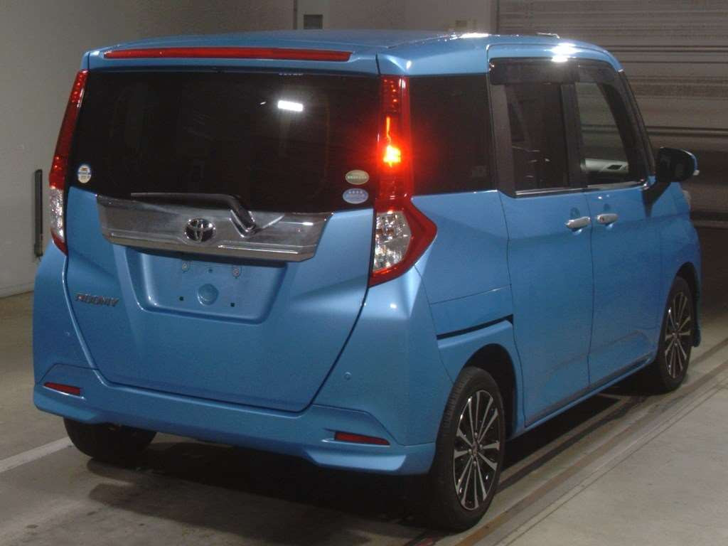 2018 Toyota Roomy M900A[1]