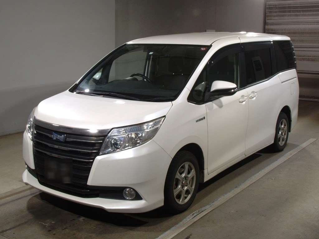 2014 Toyota Noah ZWR80G[0]