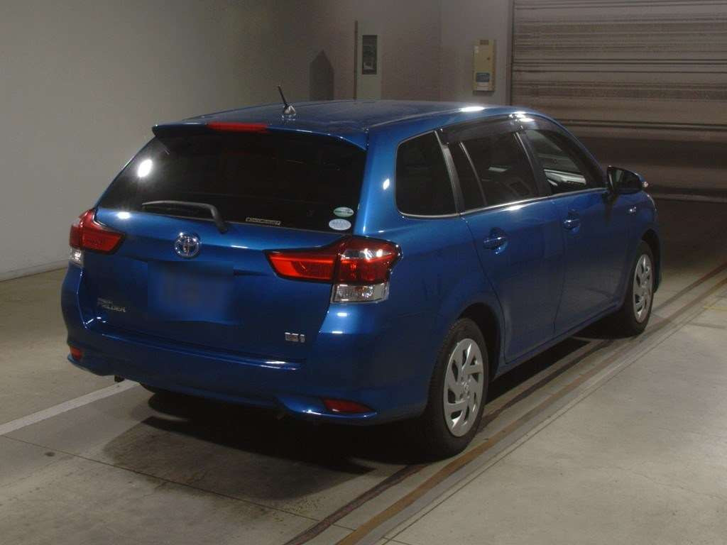 2018 Toyota Corolla Fielder NKE165G[1]