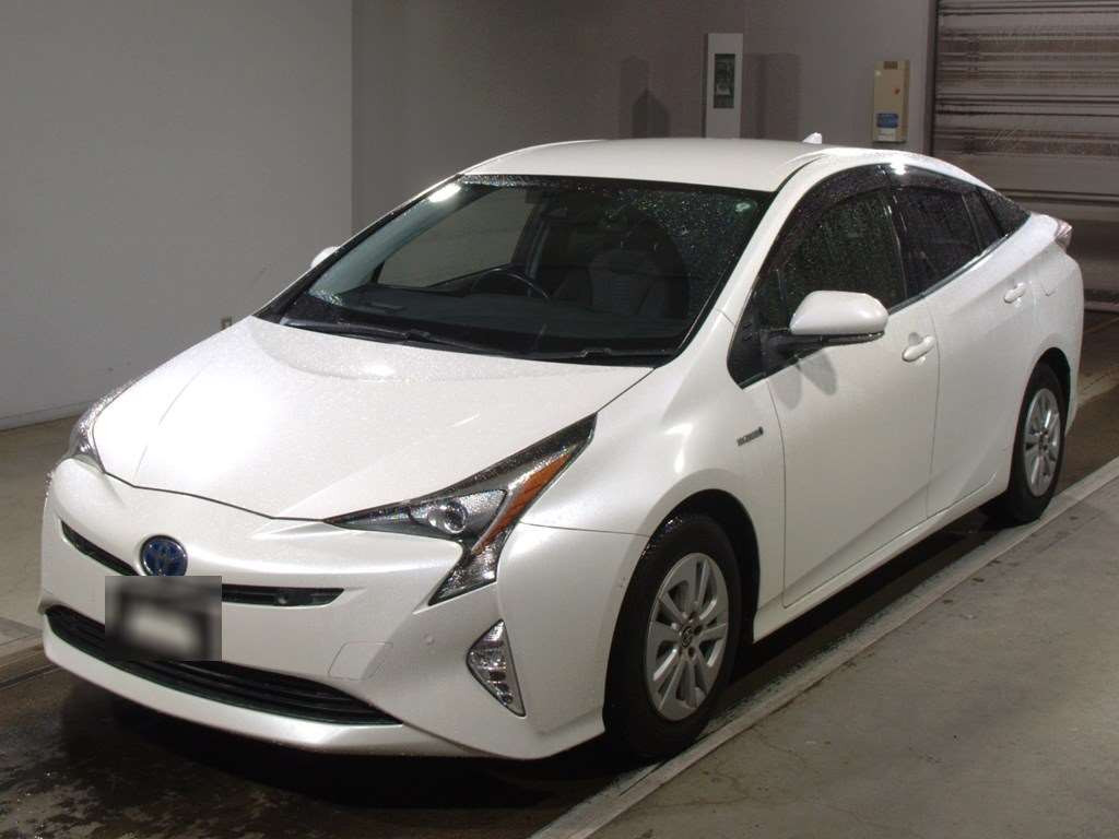 2017 Toyota Prius ZVW50[0]