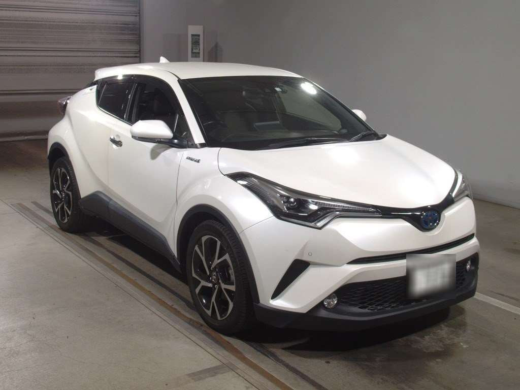 2018 Toyota C-HR ZYX10[2]