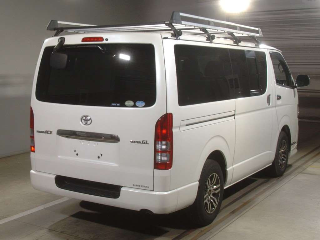 2013 Toyota Regiusace Van KDH201V[1]