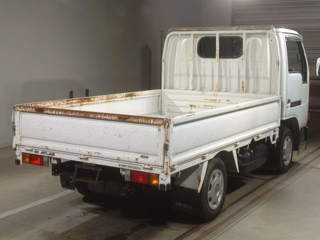 1998 Nissan Atlas SK2F23[1]