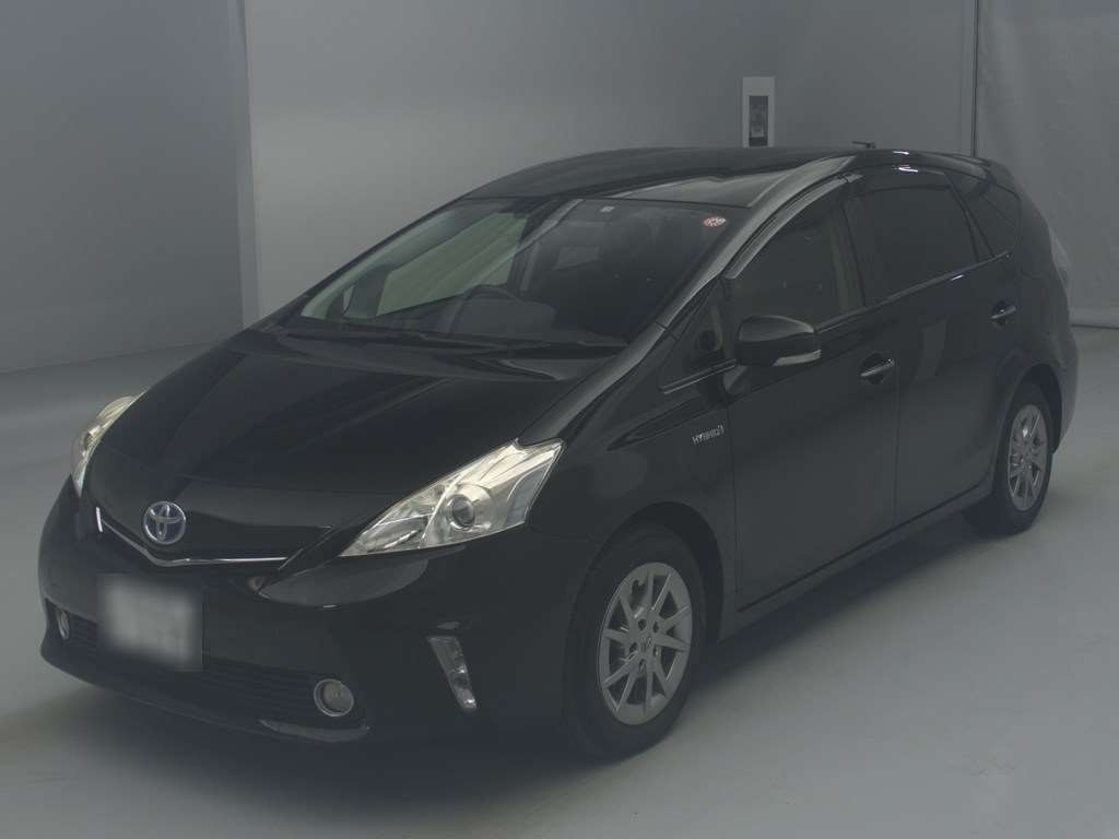 2014 Toyota Prius alpha ZVW41W[0]