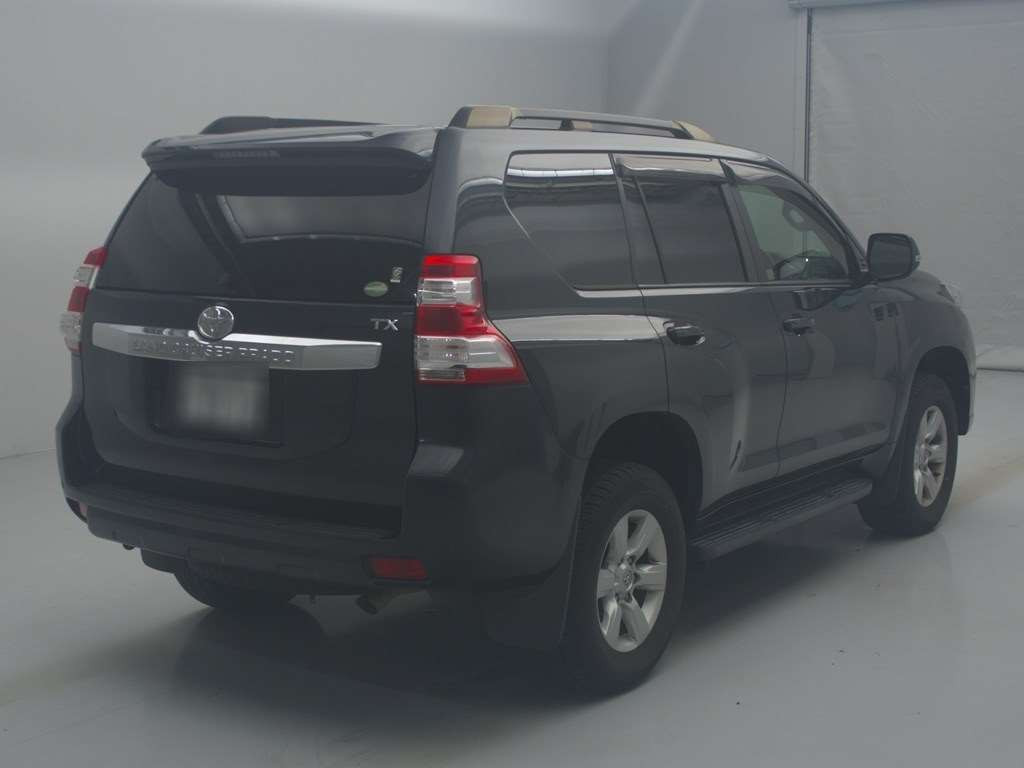 2017 Toyota Land Cruiser Prado GDJ150W[1]