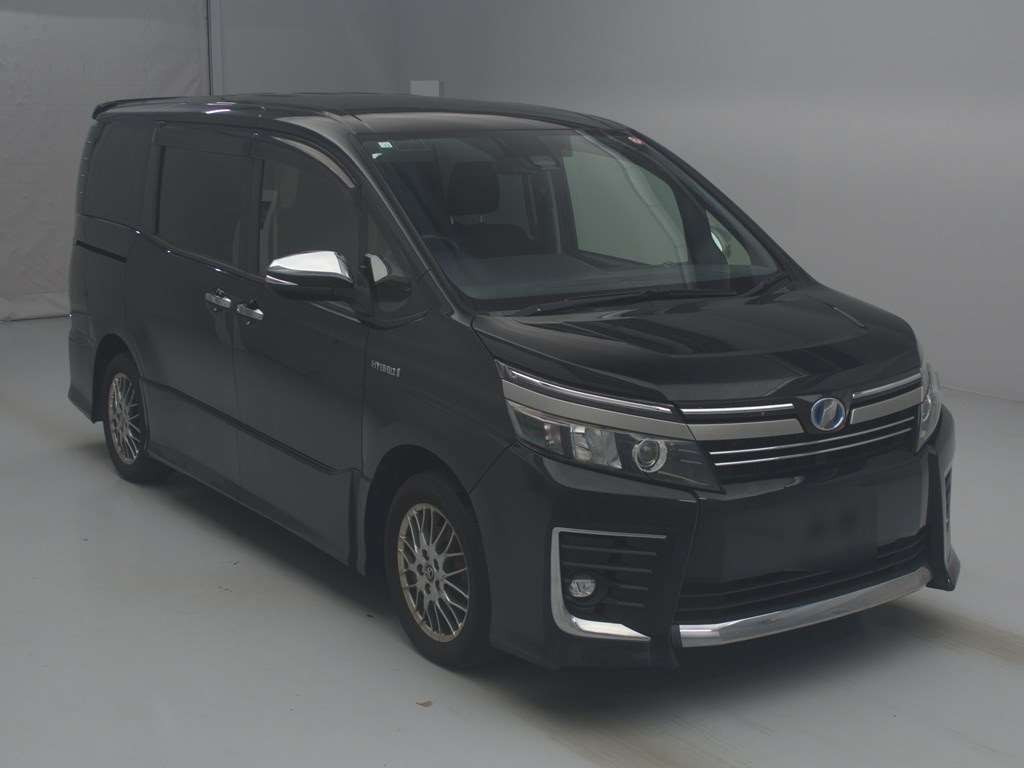 2016 Toyota Voxy ZWR80W[2]