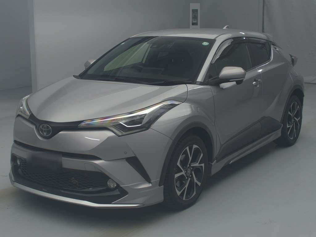 2018 Toyota C-HR NGX50[0]