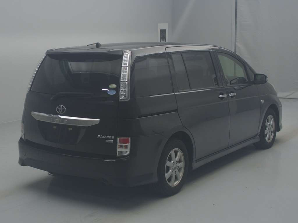 2012 Toyota Isis ZGM10W[1]