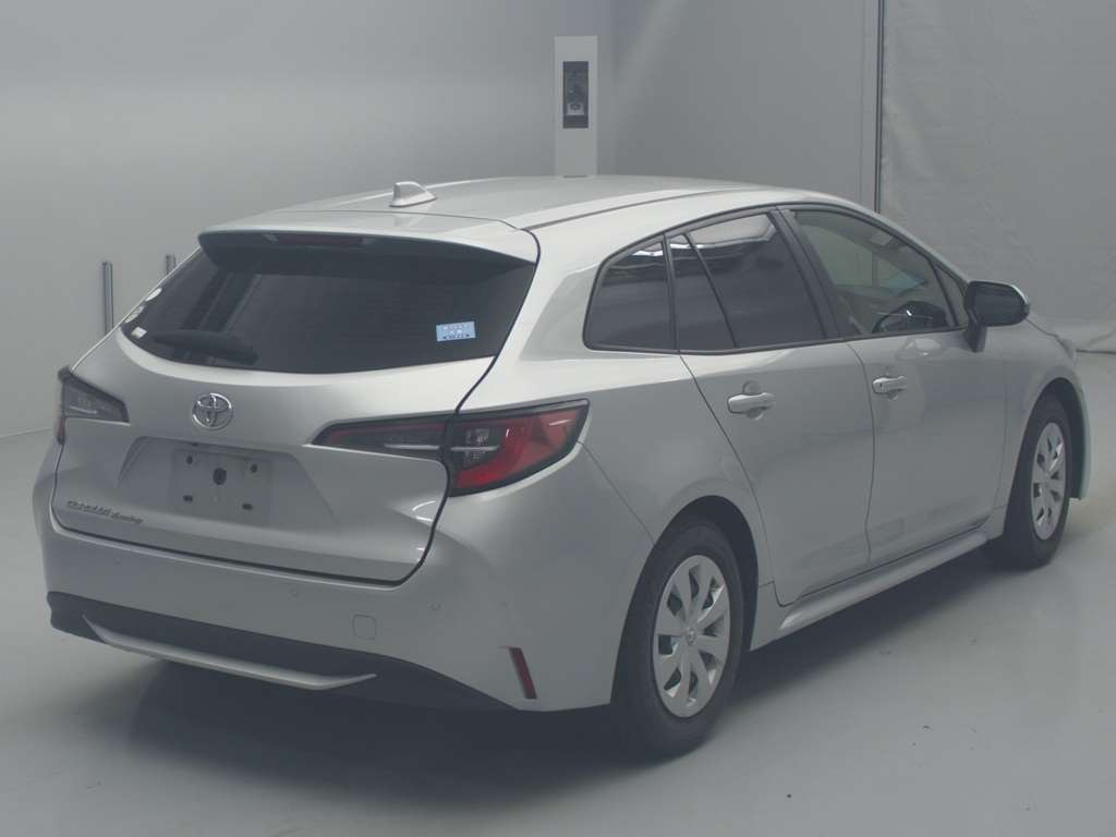 2020 Toyota Corolla Touring Wagon ZRE212W[1]