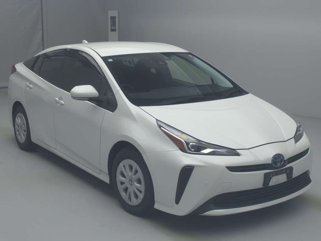 2021 Toyota Prius ZVW51[2]