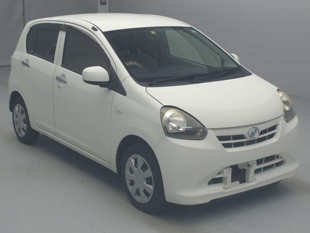 2013 Daihatsu Mira es LA310S[2]