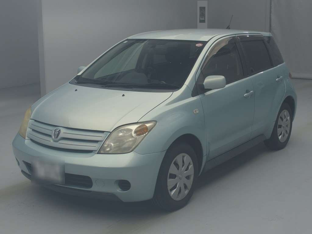 2004 Toyota IST NCP60[0]