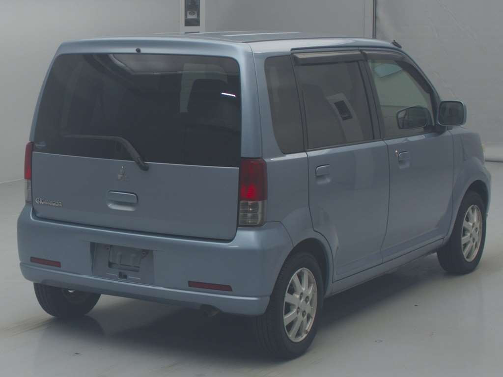 2003 Mitsubishi eK Wagon H81W[1]