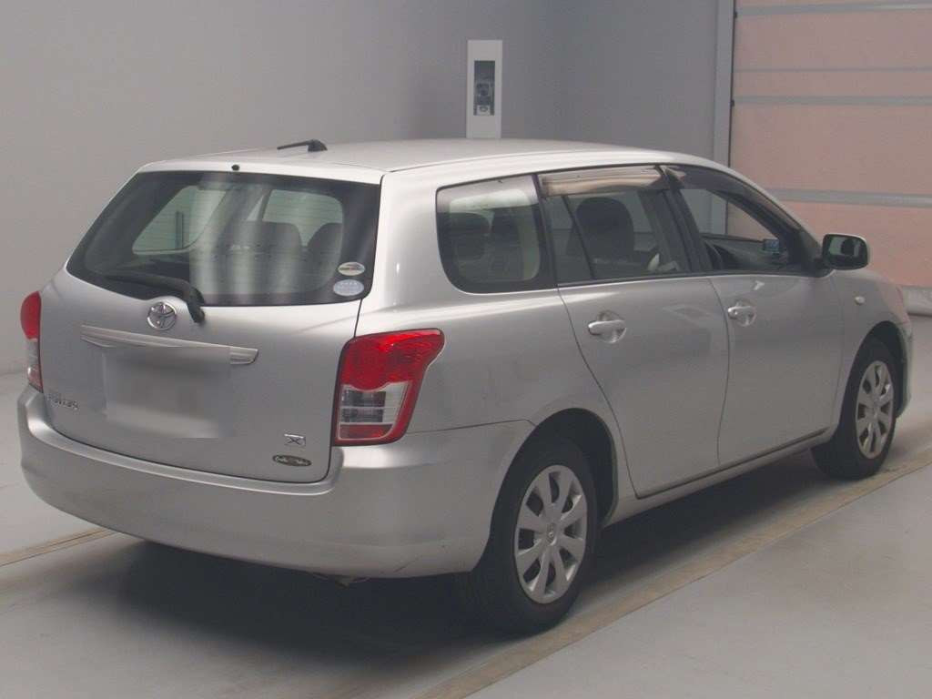 2011 Toyota Corolla Fielder NZE141G[1]