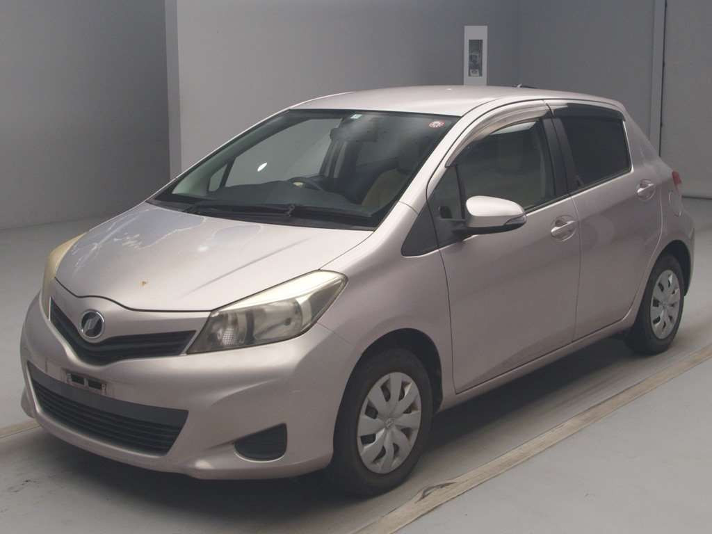 2011 Toyota Vitz KSP130[0]