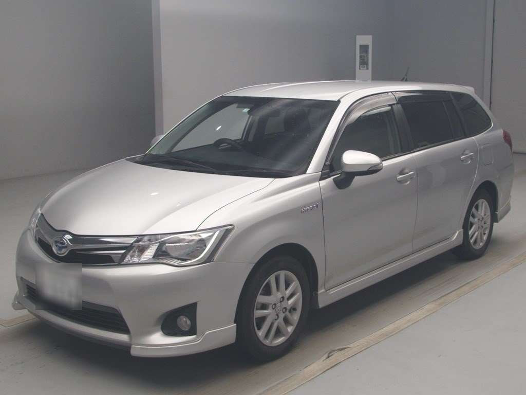 2014 Toyota Corolla Fielder NKE165G[0]