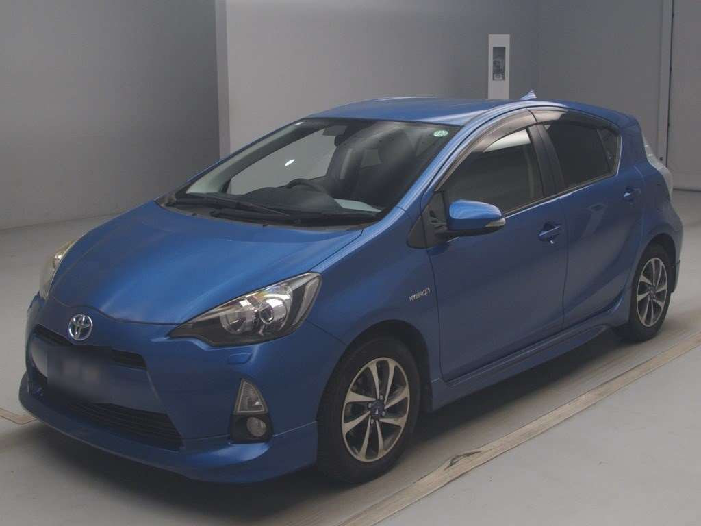 2014 Toyota Aqua NHP10[0]