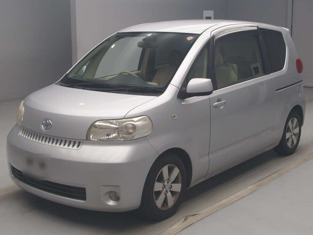 2004 Toyota Porte NNP11[0]