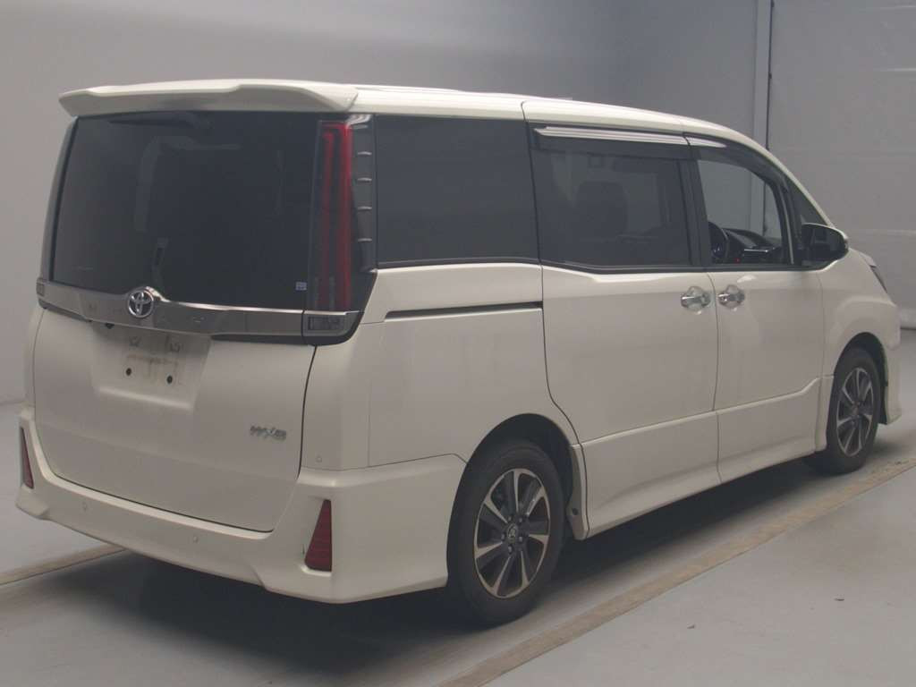 2020 Toyota Noah ZRR80W[1]