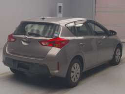 2012 Toyota Auris