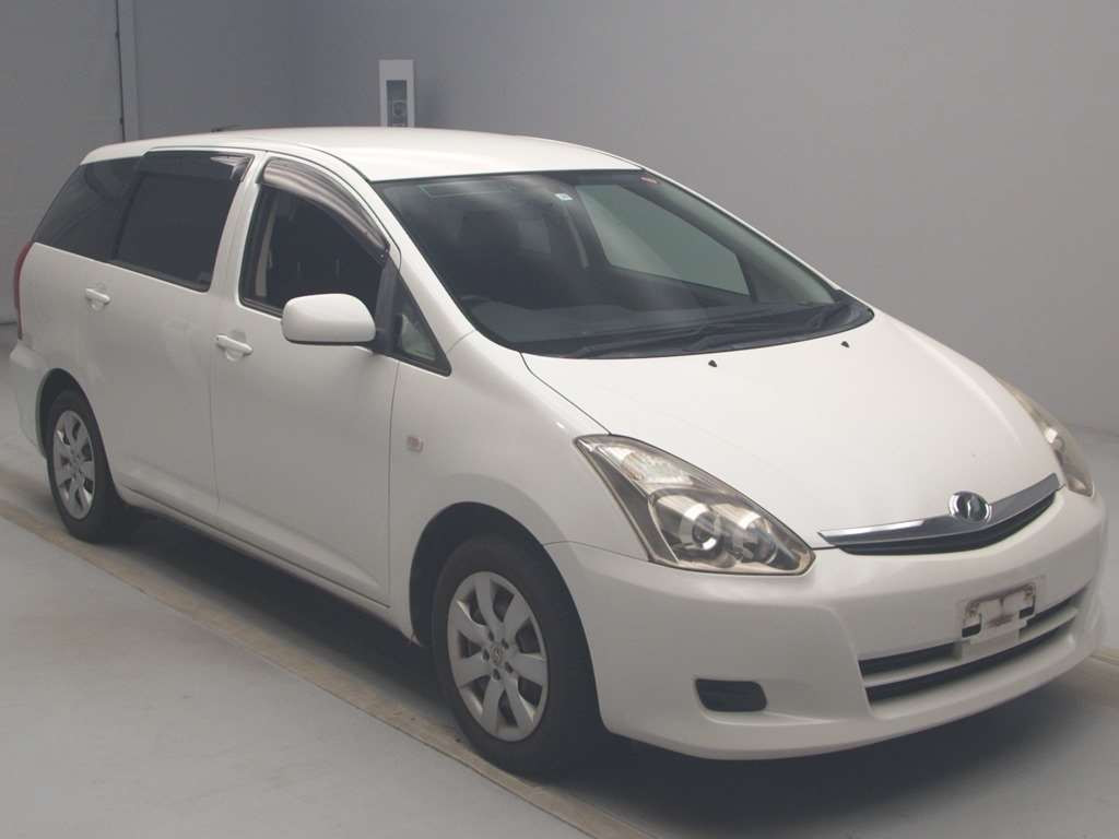 2006 Toyota Wish ZNE10G[2]