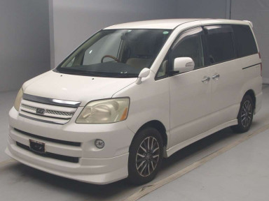 2006 Toyota Noah