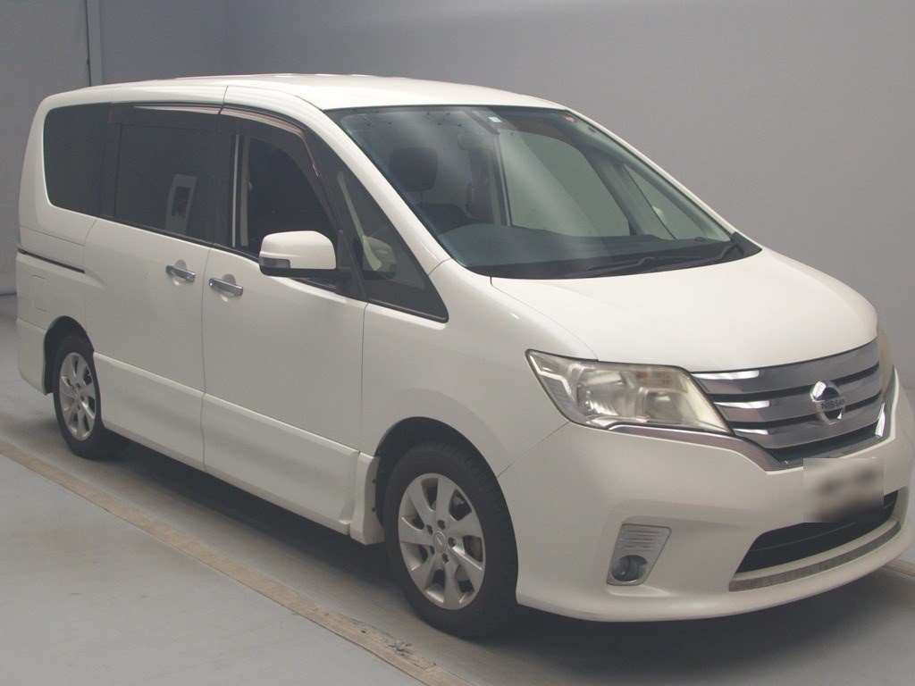 2012 Nissan Serena FC26[2]