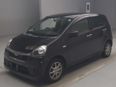 2015 Daihatsu Mira es