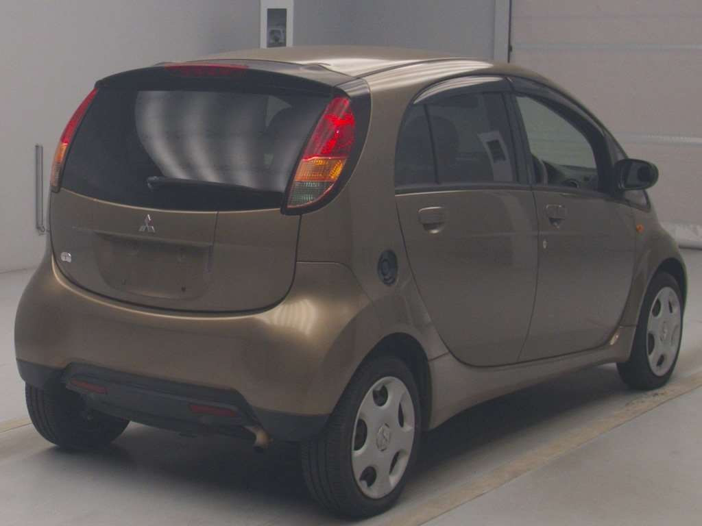 2006 Mitsubishi i HA1W[1]