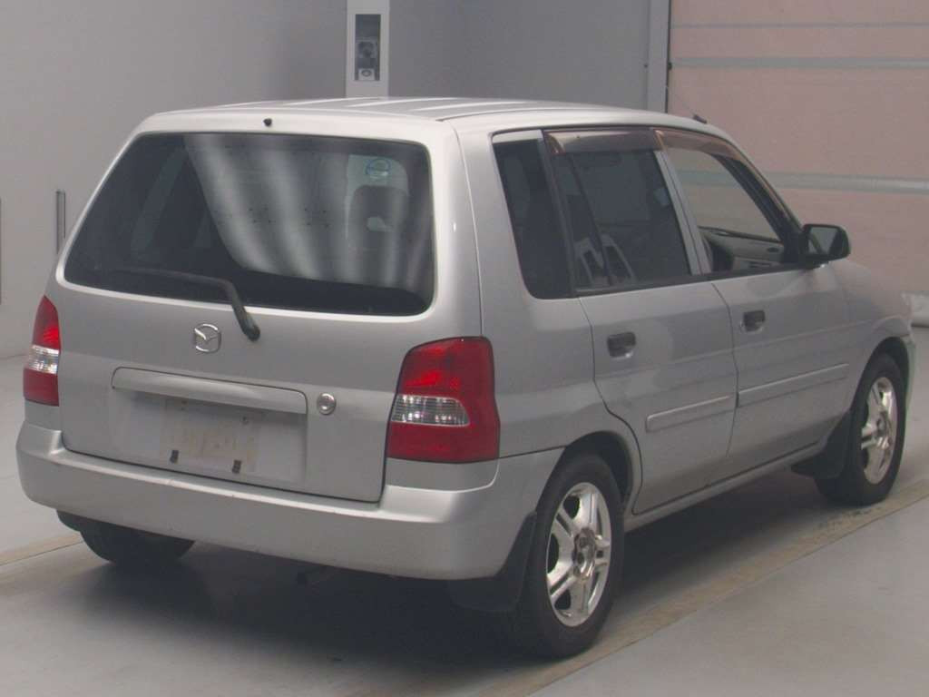 2000 Mazda Demio DW3W[1]