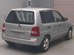 2000 Mazda Demio