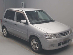 2000 Mazda Demio