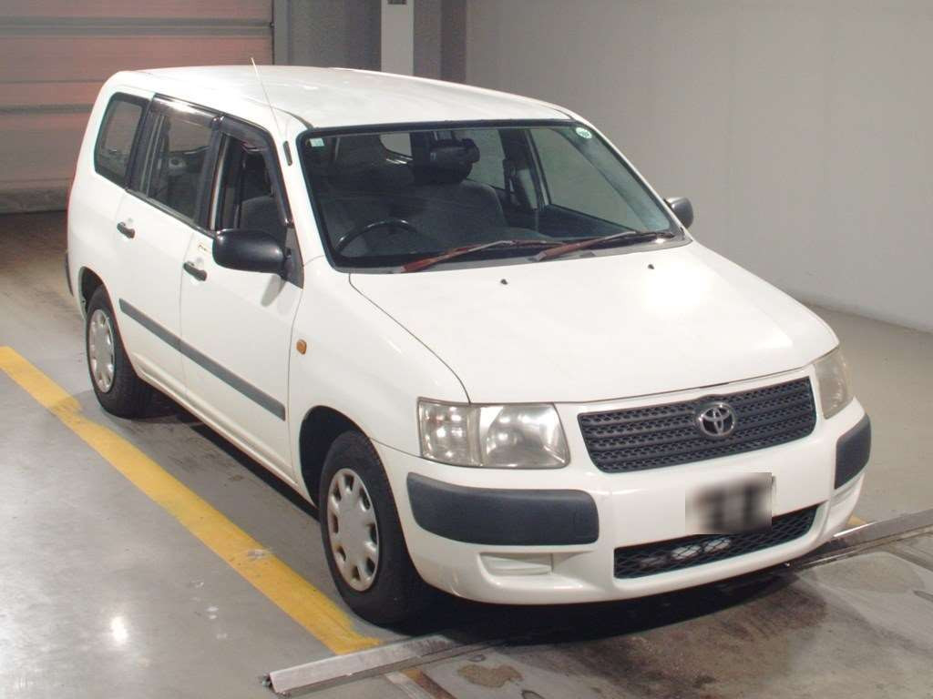 2004 Toyota Succeed Wagon NCP58G[2]