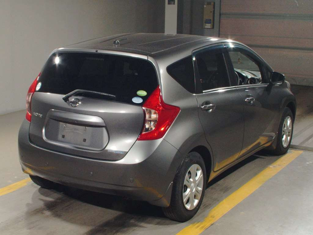 2016 Nissan Note E12[1]