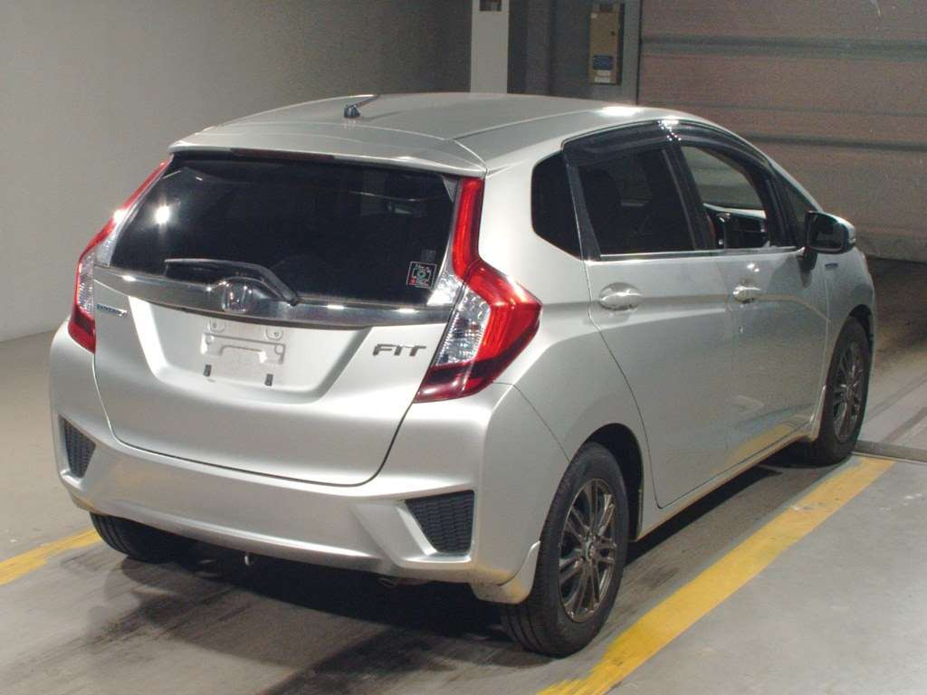 2013 Honda Fit Hybrid GP5[1]