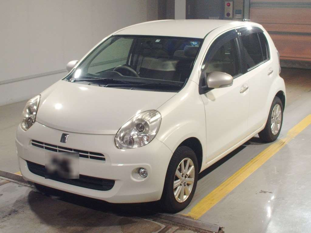 2011 Toyota Passo NGC30[0]