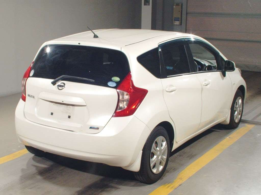 2012 Nissan Note E12[1]